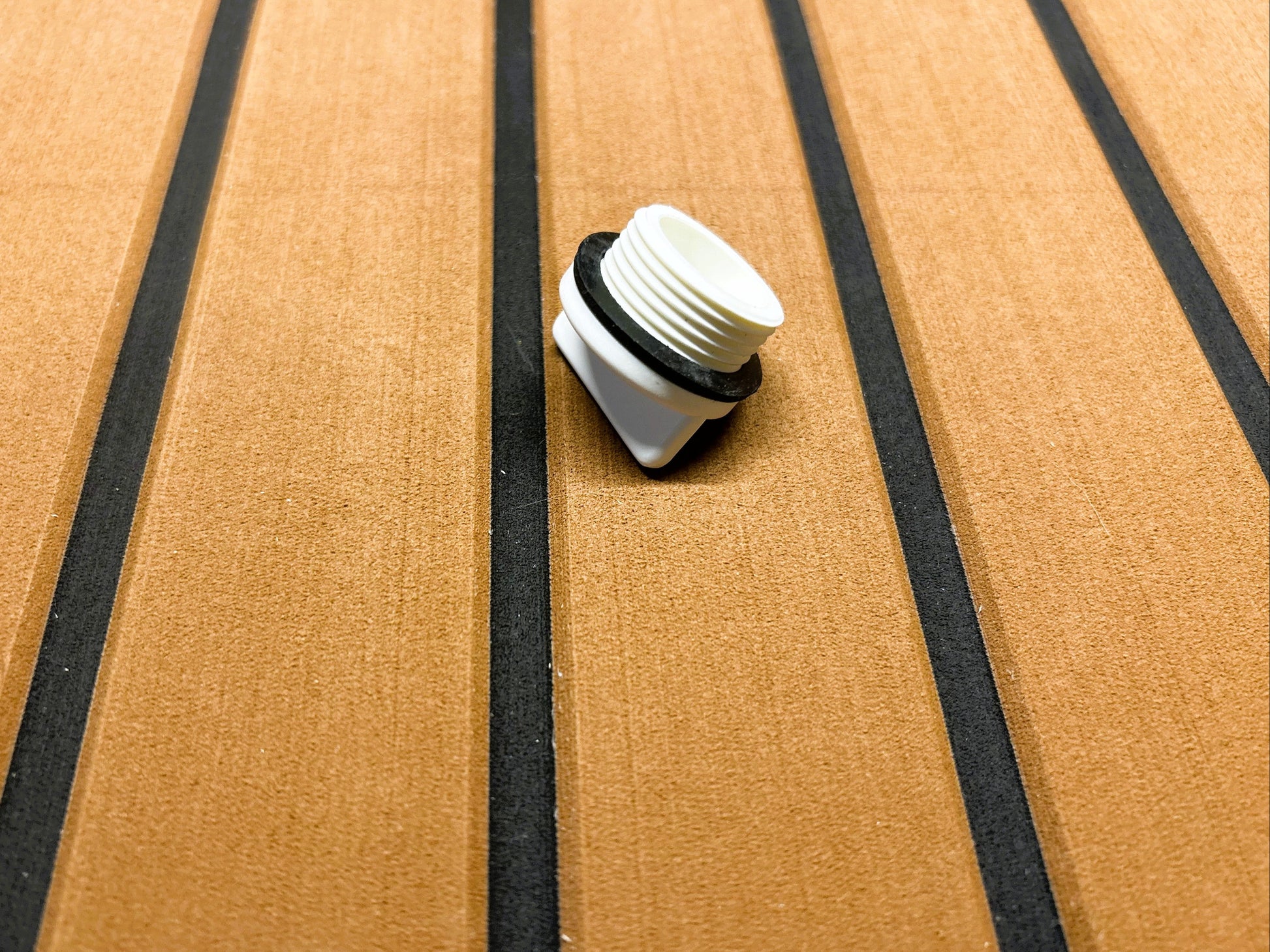 Boston Whaler 1806033 Drain Plug