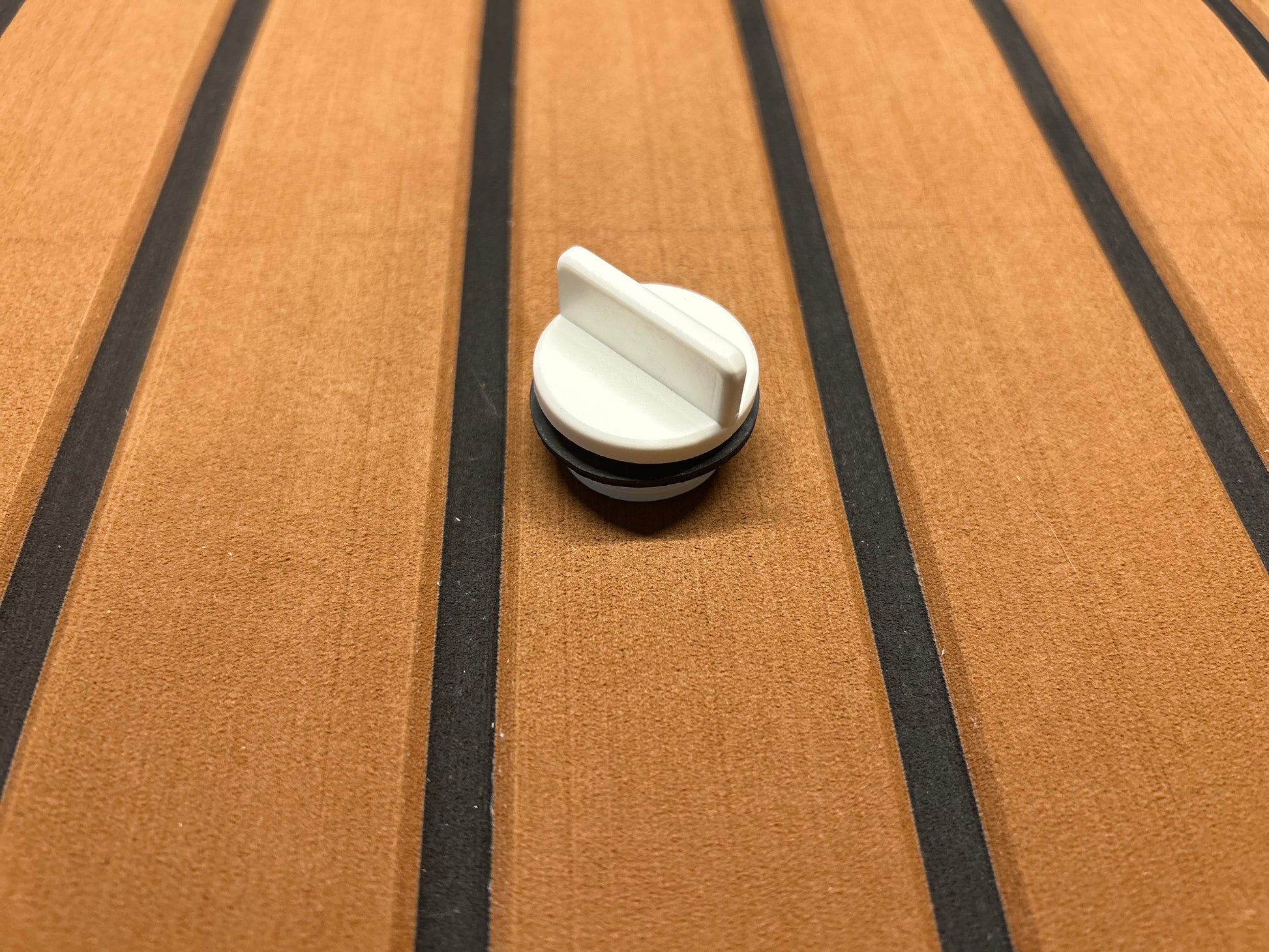 Boston Whaler 1806033 Drain Plug